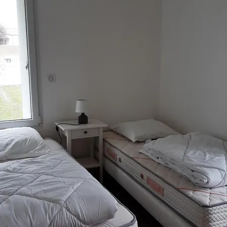 Maison Proche Plage, Animaux Admis, 8 Pers A - Fr-1-823-142 Holiday home *